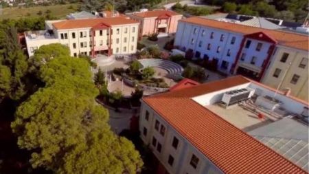 SOS στο Πανεπιστήμιο Αιγαίου: Φάκελος με ύποπτη σκόνη έστειλε στο νοσοκομείο εφτά άτομα