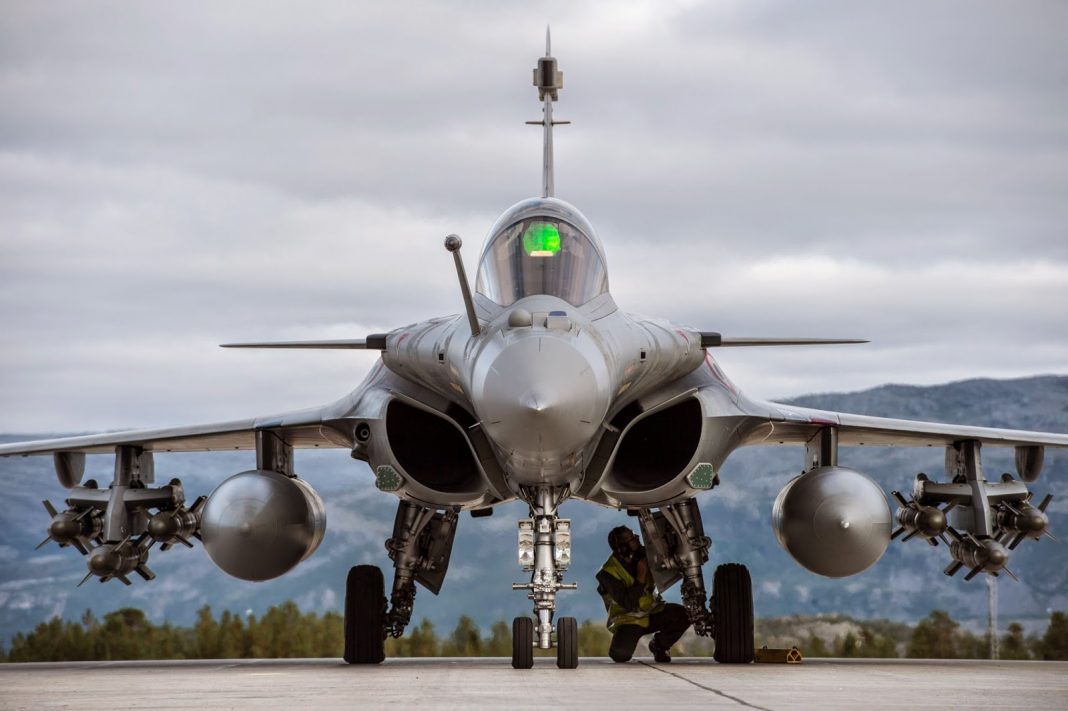 Γαλλία: Βρέθηκαν συντρίμμια του Mirage 2000