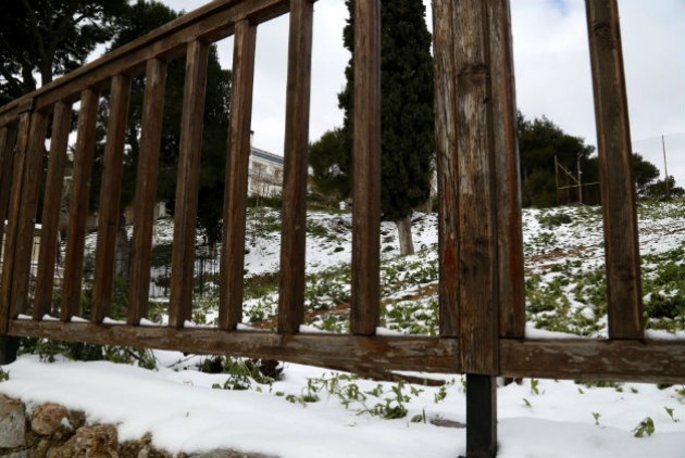 Μαθητής στο χειρουργείο μετά από πτώση στην παγωμένη σχολική αυλή