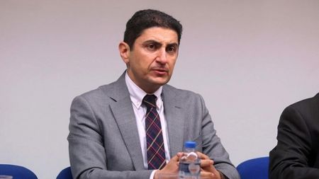 Αυγενάκης: Δεν θα μας εκπλήξει, ακόμα κι αν ο κ. Καμμένος τελικά δεν άρει την εμπιστοσύνη του στην Κυβέρνηση
