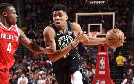 Η αρχοντική εμφάνιση του Γιάννη στο Χιούστον