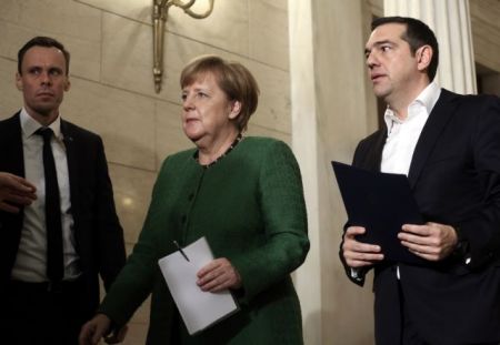 Merkel offers profuse praise for Tsipras, Zaev in Athens