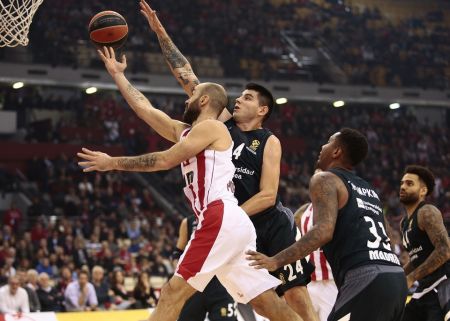 Promo video Ρεάλ – Ολυμπιακός: Αναμνήσεις από Λονδίνο, Μαδρίτη