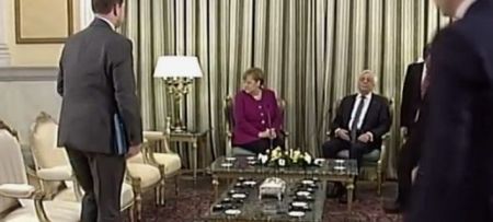 Θέμα γερμανικών αποζημιώσεων έθεσε ο ΠτΔ – Μέρκελ : Εχουμε ιστορική ευθύνη