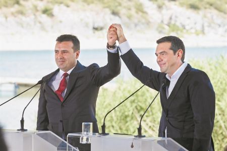 Ο Ζάεφ στέλνει την «καυτή πατάτα» στον Τσίπρα