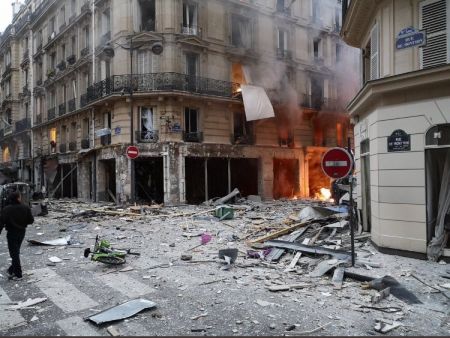 Παρίσι: Νεκροί δύο πυροσβέστες και μια ισπανίδα τουρίστρια από την έκρηξη αερίου στην γαλλική πρωτεύουσσα