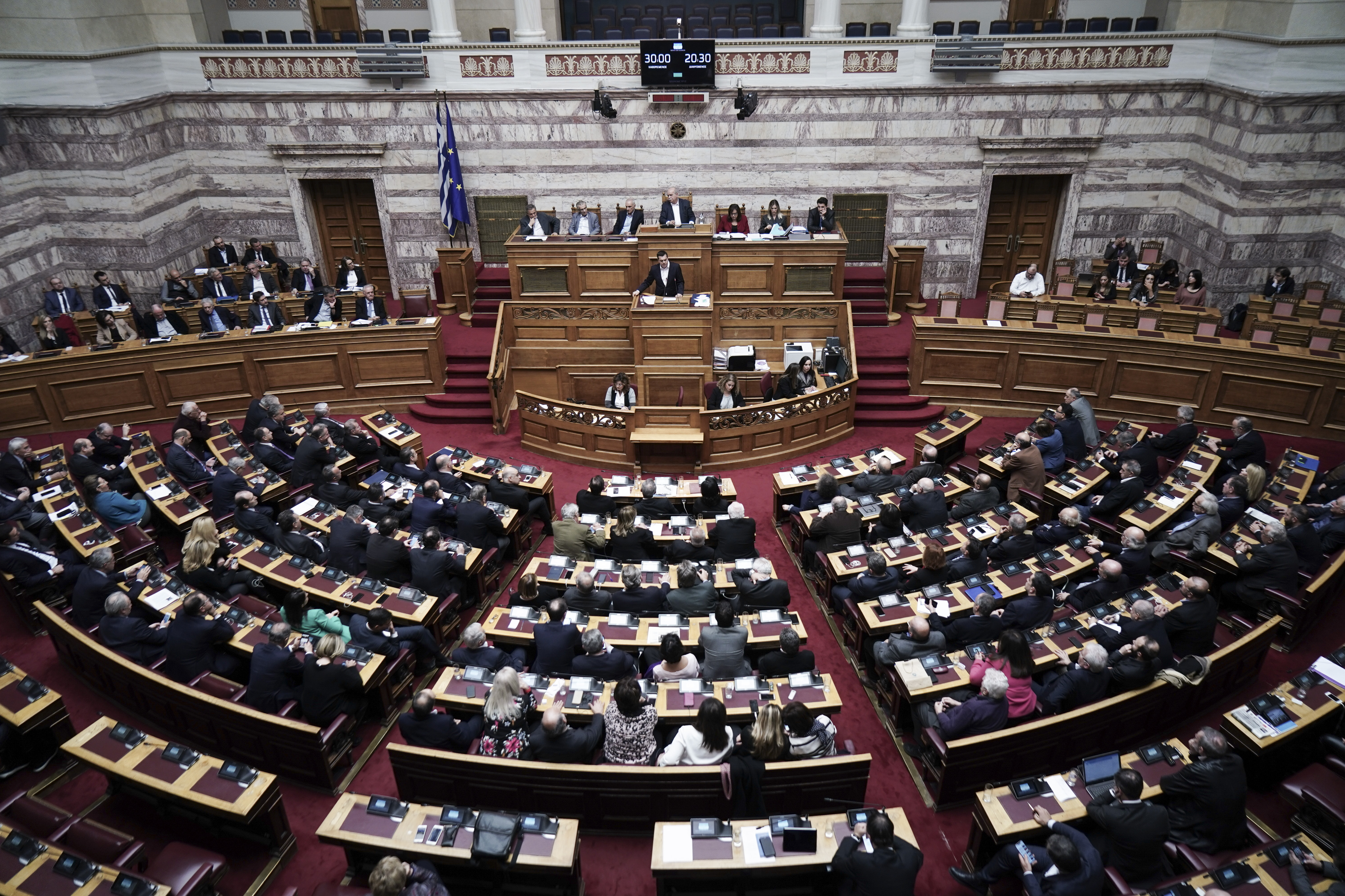 Την Κυριακή η συνάντηση Τσίπρα-Καμμένου – Με διαδικασίες εξπρές στη Βουλή η συμφωνία Πρεσπών