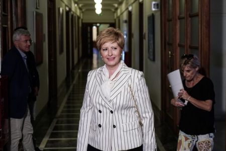 Παραιτήθηκε και η υφυπουργός Άμυνας Κόλλια – Τσαρουχά