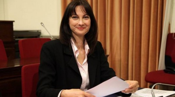 Κουντουρά: Στηρίζω ξεκάθαρα την κυβέρνηση να ολοκληρώσει το έργο της