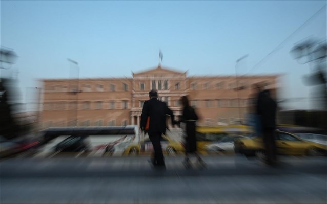 Σε κίνδυνο η οικονομία από το διαζύγιο Τσίπρα-Καμμένου