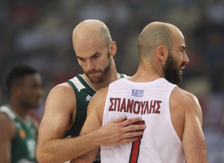 EuroLeague: Καλύτερος ηγέτης ο Σπανούλης, κορυφαίος πασέρ ο Καλάθης