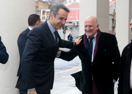 Mitsotakis says Tsipras, Kammenos staged political split