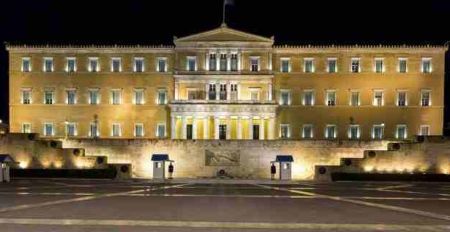 Η φωταγωγημένη παρακμή