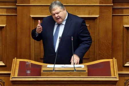 Βενιζέλος σε Τσακαλώτο: Εσείς θα δώσετε εξετάσεις για τη Βουλή των Κοινοτήτων στη χώρα σας…