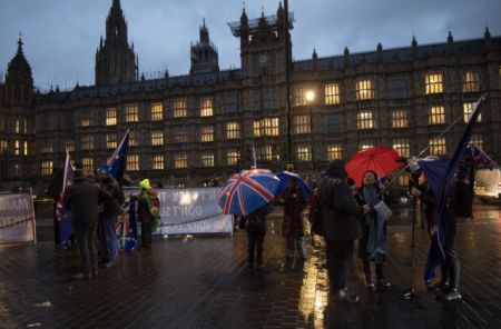 Βρετανία: Δεν αποκλείεται να αποχωρήσει από την ΕΕ χωρίς συμφωνία για το Brexit