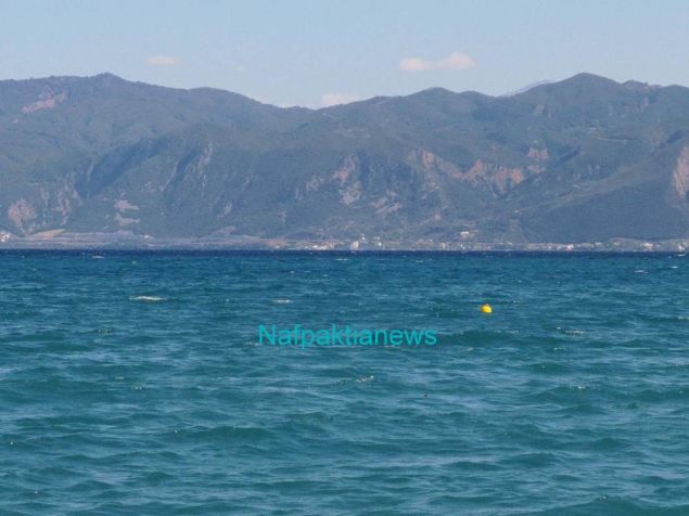 Πτώση αεροσκάφους στο Μεσολόγγι – Εντοπίστηκε κηλίδα – Ερευνες από δύτες