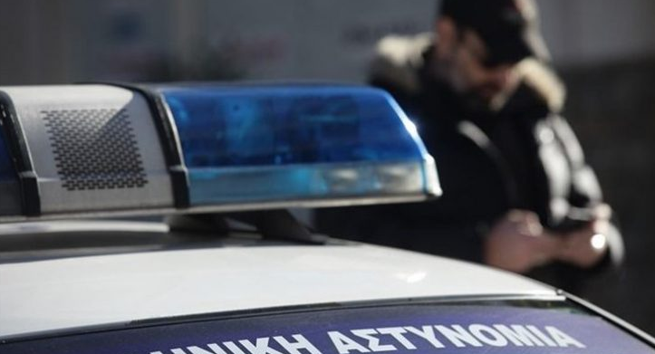 Προσαγωγή 40χρονου για απειλητικά μηνύματα σε Δανέλλη