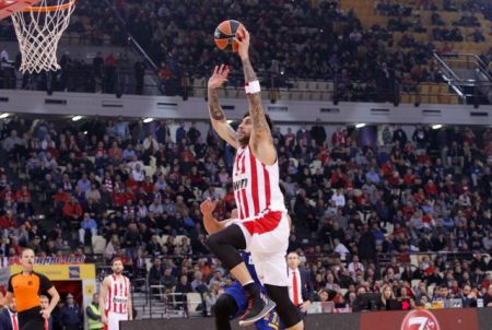 Live : Ολυμπιακός – Χίμκι