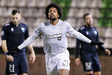 Ανανέωσε με ΠΑΟΚ και ο Μπίσεσβαρ