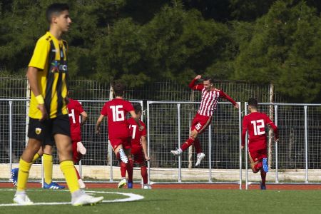 Μεγάλο διπλό της Κ-15 του Ολυμπιακού κόντρα στην ΑΕΚ