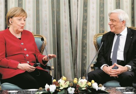 Κότα εναντίον κότας