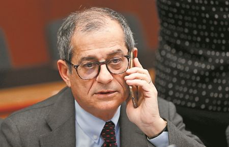 Προσπάθεια να βάλουν χέρι στα αποθέματα χρυσού ύψους 90,8 δισ. ευρώ