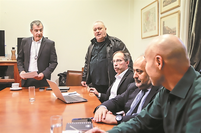 Γέφυρα στο… Ποτάμι με την ψήφο εμπιστοσύνης