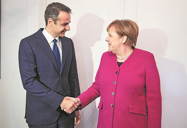 Την έπεισε για την οικονομία, όχι για τα Σκόπια