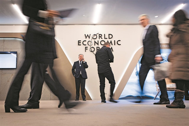 Ανησυχία στο Νταβός για λαϊκισμό και παγκοσμιοποίηση