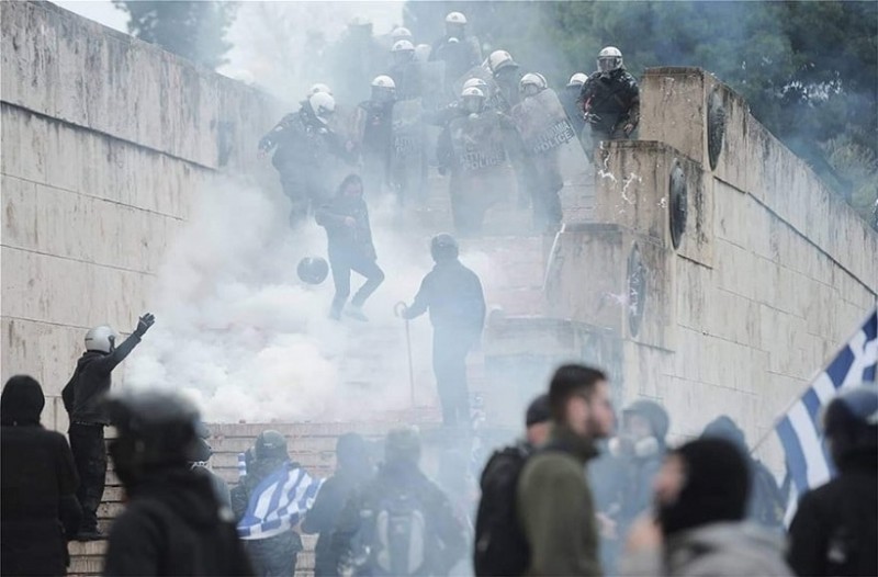 Μαρτυρία από συλλαλητήριο: 50 άτομα με χτυπούσαν με σίδερα και μαχαίρια