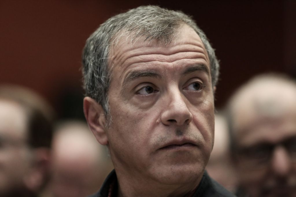 Θεοδωράκης: Θα στηρίξω πρόταση μομφής κατά της κυβέρνησης