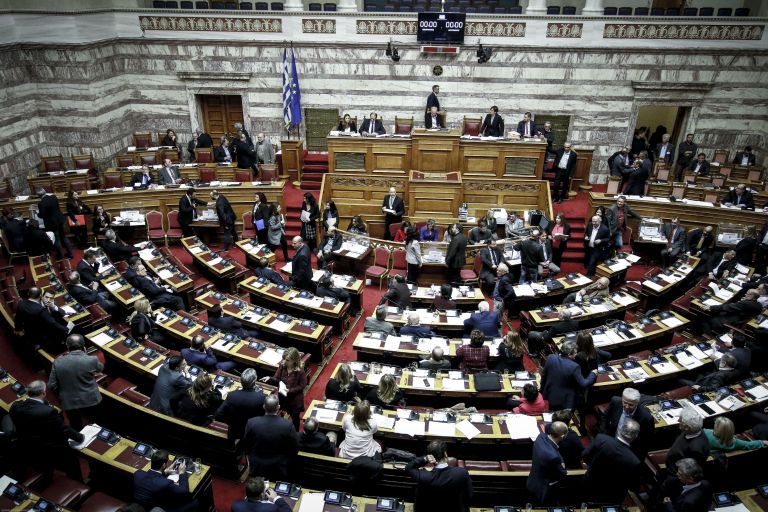 Η κατάντια του ελληνικού κοινοβουλίου