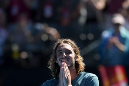 Τσιτσιπάς: «Καρφώνει» την ελληνική ομοσπονδία