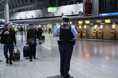 Φρανκφούρτη: Φάρσα αποδείχθηκε η απειλή για βόμβα