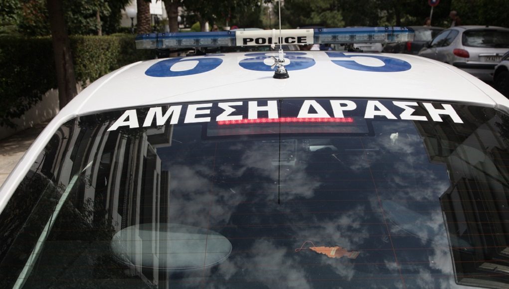 Προσαγωγές για σύνθημα που έγραψαν για τη Μακεδονία στην κατοικία του πρεσβευτή των ΗΠΑ