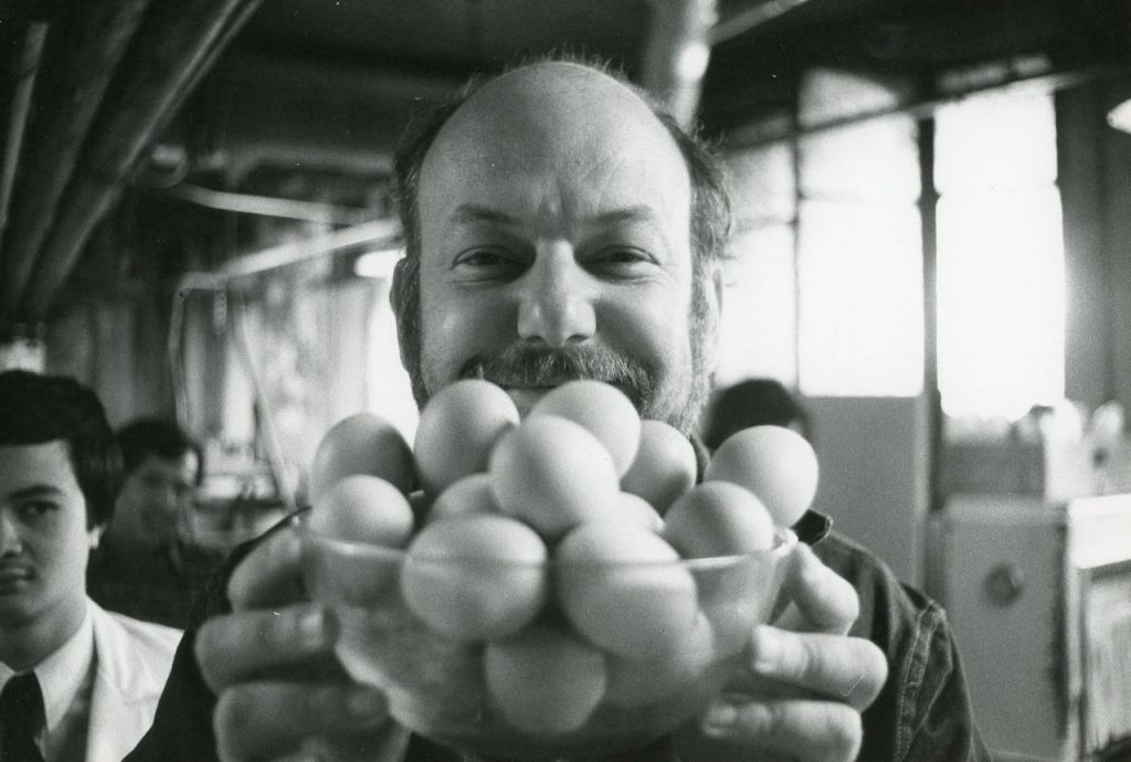 Πέθανε ο σκηνοθέτης Ντούσαν Μακαβέγιεφ