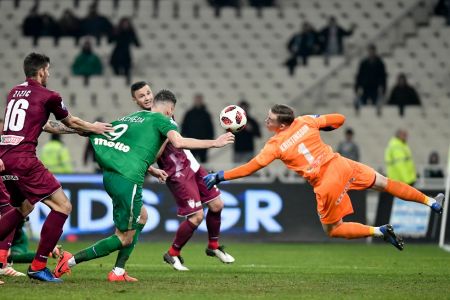 Το πέναλτι που δεν δόθηκε στον Μακέντα (vid)