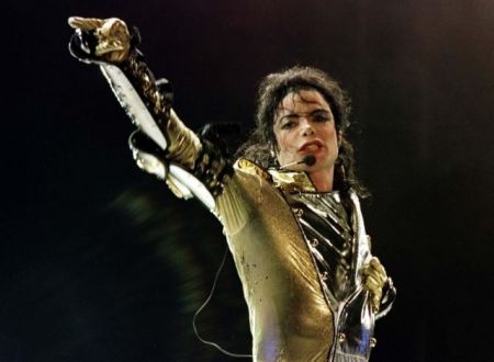 Μάικλ Τζάκσον: Ο «βασιλιάς της ποπ» ήταν τελικά γυμνός;