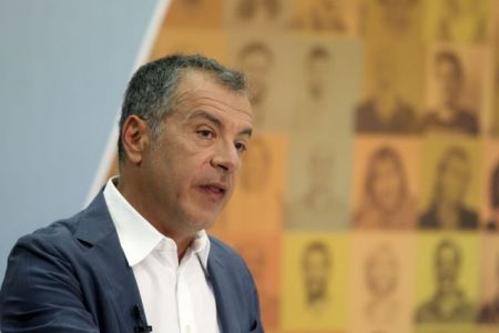 Θεοδωράκης: Διέλυσαν με προδοσία την ΚΟ του Ποταμιού