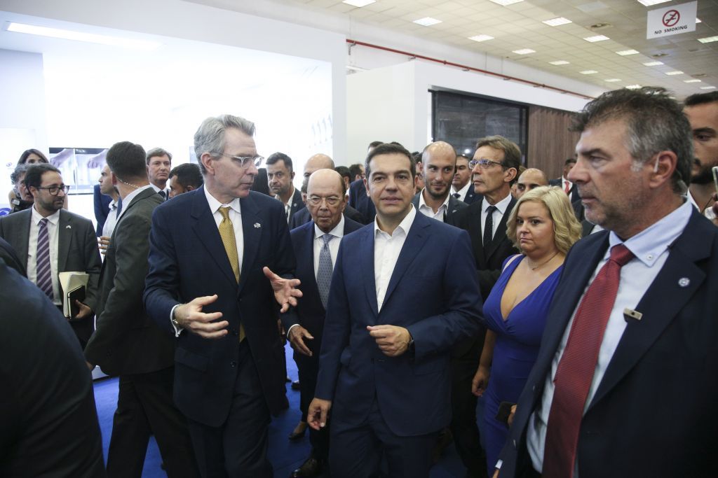 Το υποκριτικό «ενδιαφέρον» του Τζέφρυ Πάιατ για την ελληνική οικονομία