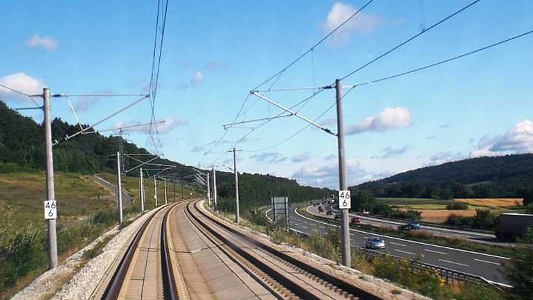 Στην κυκλοφορία η νέα σιδηροδρομική γραμμή Αθήνα – Θεσσαλονίκη