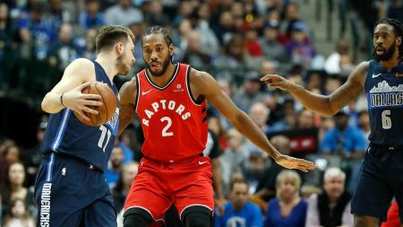 «Απέδρασαν» από το Ντάλας οι Ράπτορς, εύκολες νίκες για Σπερς και Τζαζ