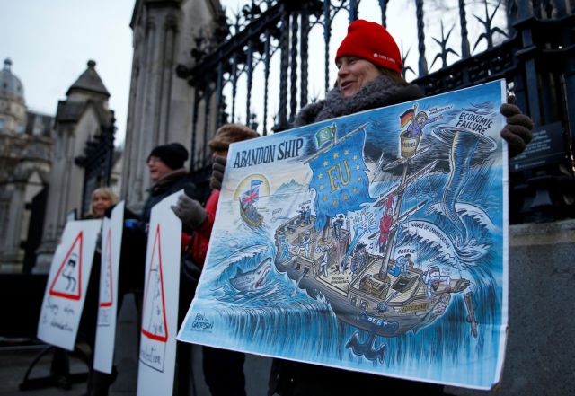 Brexit: Οι Τόρις επεξεργάζονται σχέδιο συμβιβασμού ενόψει της ψηφοφορίας