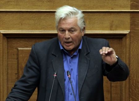 Υπό διάλυση η ΚΟ ΑΝΕΛ – Παραδίδει την έδρα του ο Παπαχριστόπουλος