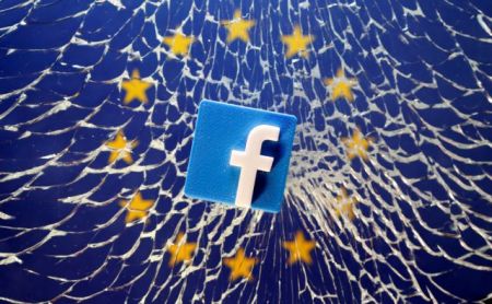 Στην κορυφή το Facebook  παρά τα σκάνδαλα και τις επικρίσεις σε βάρος του