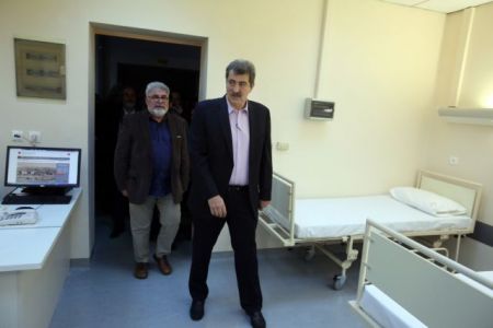 Το Twitter «άναψε» από τις «βολές» κατά Πολάκη