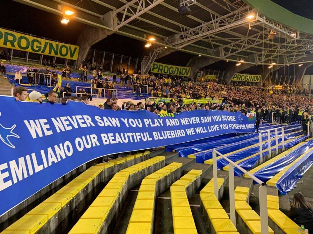 Φίλοι της Κάρντιφ για Σάλα: «Δεν σε είδαμε ποτέ να αγωνίζεσαι, μα θα σε αγαπάμε για πάντα» (Εικόνα)