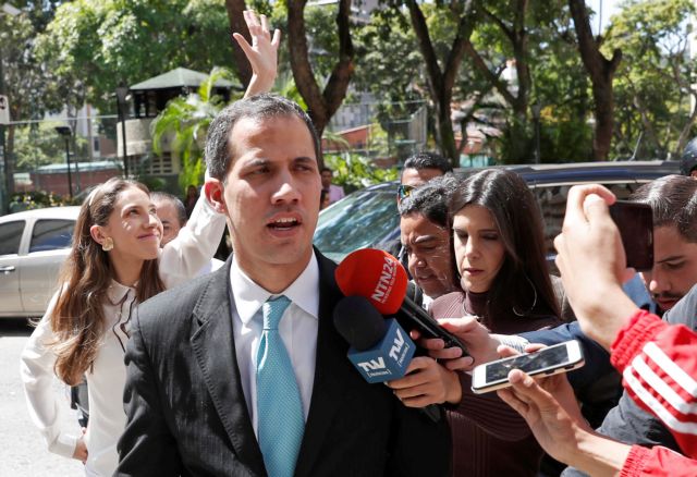 Βενεζουέλα: Ο Γκουαϊδό καταγγέλλει εισβολή της αστυνομίας στο σπίτι του