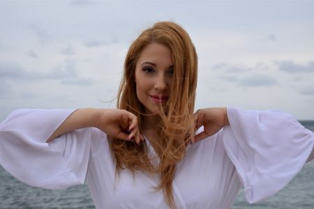 Μαριάννα Κουκουτσάκη: «Στις ράγες του πενταγράμμου…»