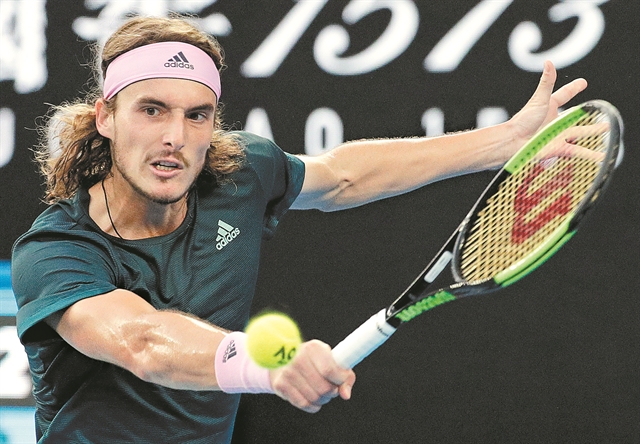 Ο «μικρός Ελληνας με το μακρύ μαλλί» που… τρέλανε τη Μελβούρνη